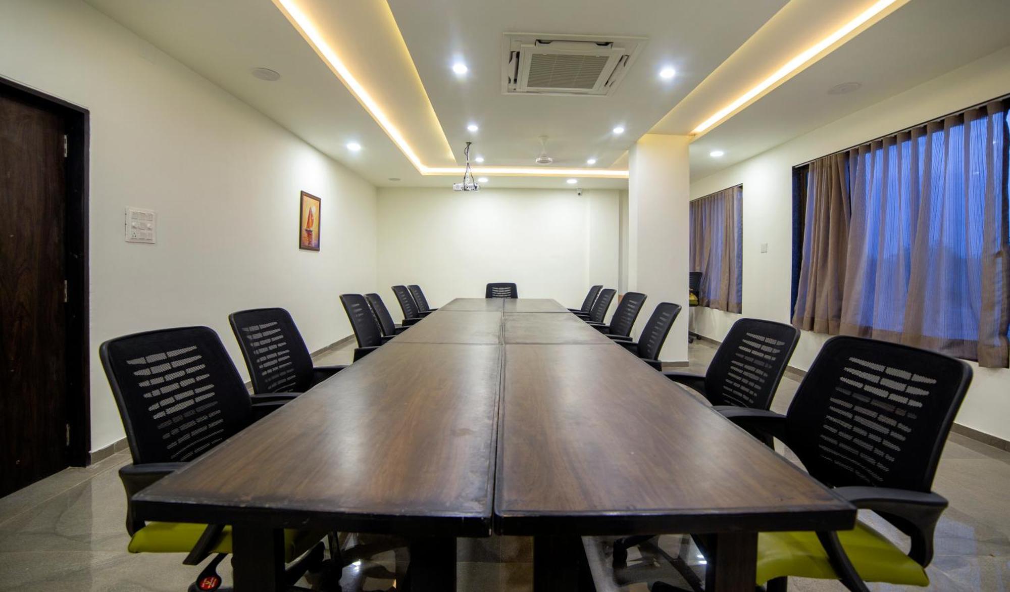 Hotel Shivalik - Mehsana Mahesana Exteriér fotografie