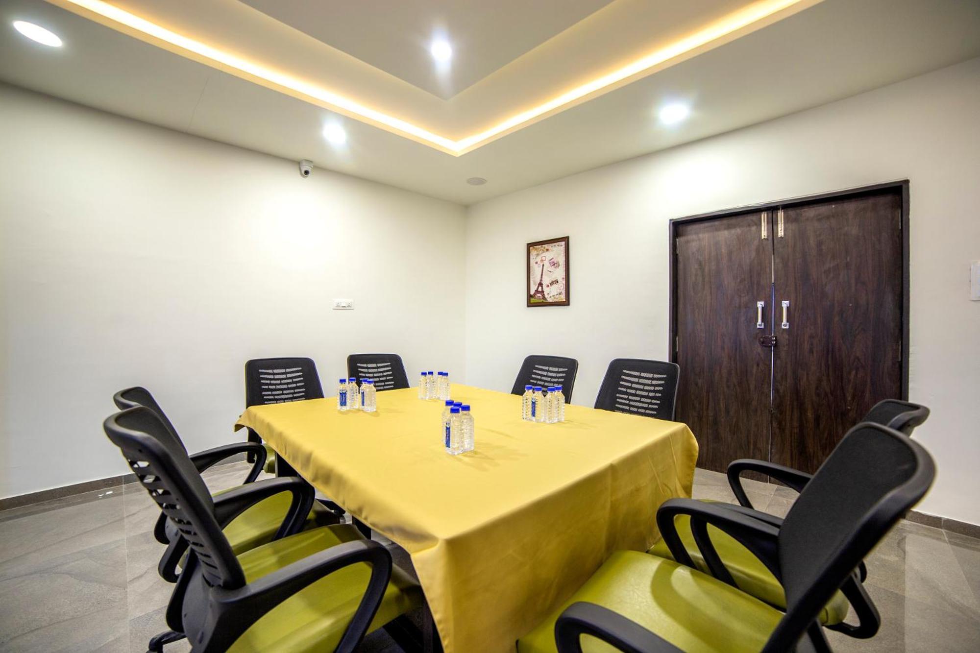 Hotel Shivalik - Mehsana Mahesana Exteriér fotografie