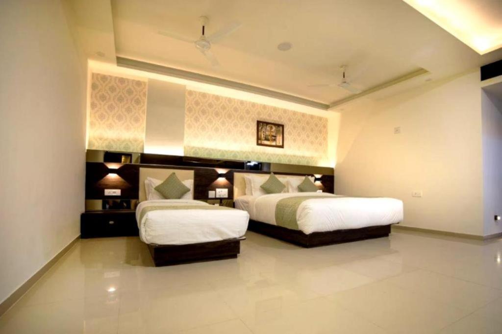 Hotel Shivalik - Mehsana Mahesana Exteriér fotografie