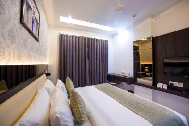 Hotel Shivalik - Mehsana Mahesana Exteriér fotografie